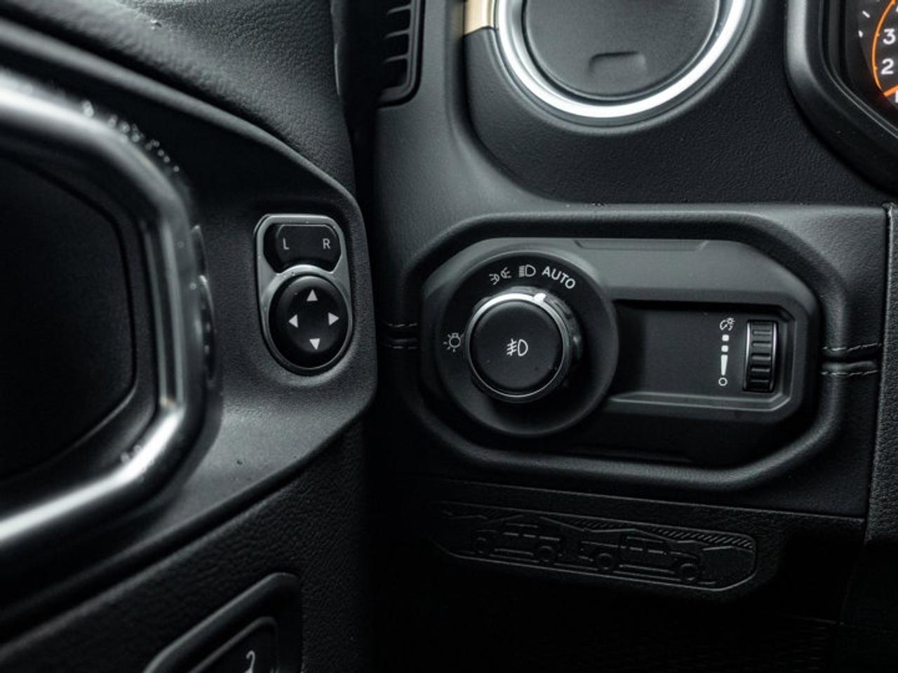 2026 Jeep Wrangler Sahara Photo