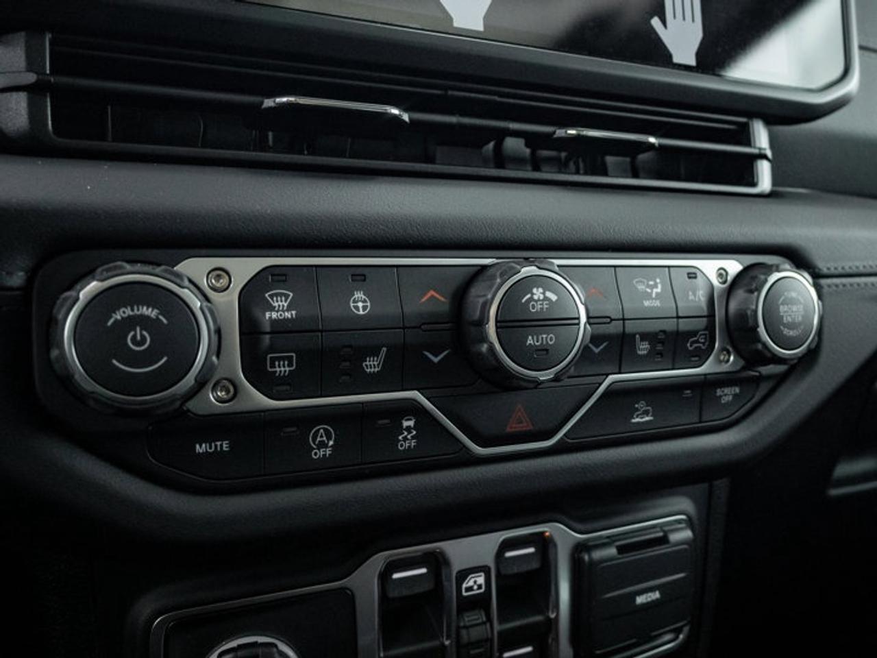 2026 Jeep Wrangler Sahara Photo