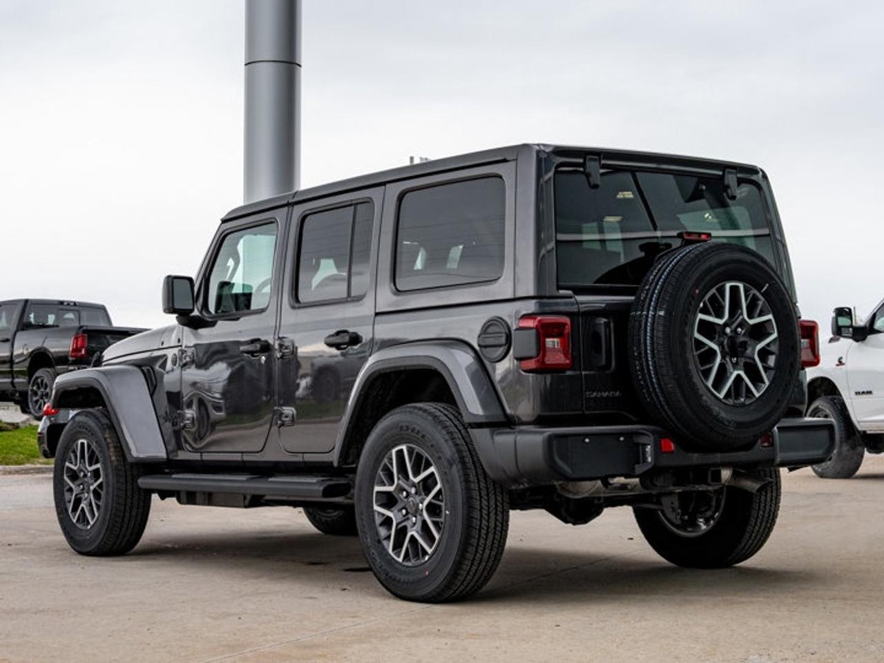 2026 Jeep Wrangler Sahara Photo