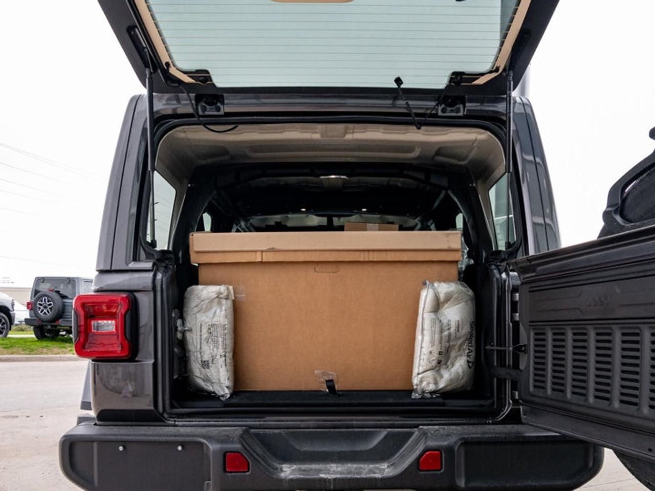 2026 Jeep Wrangler Sahara Photo
