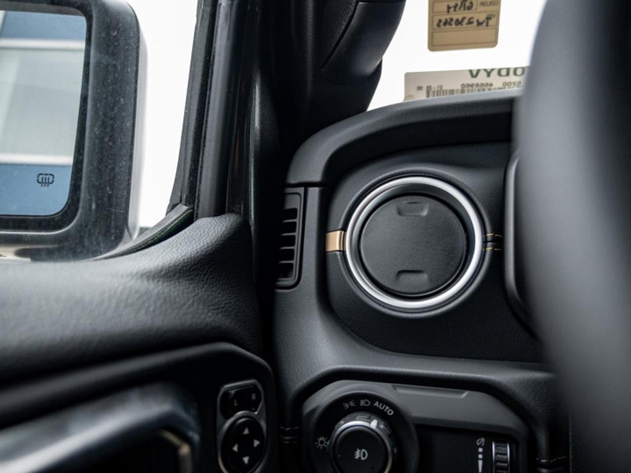 2026 Jeep Wrangler Sahara Photo