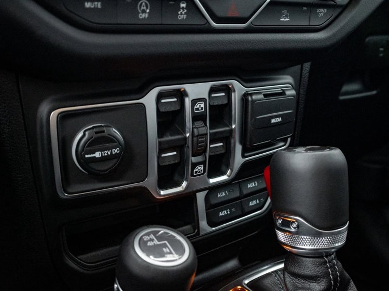 2026 Jeep Wrangler Sahara Photo