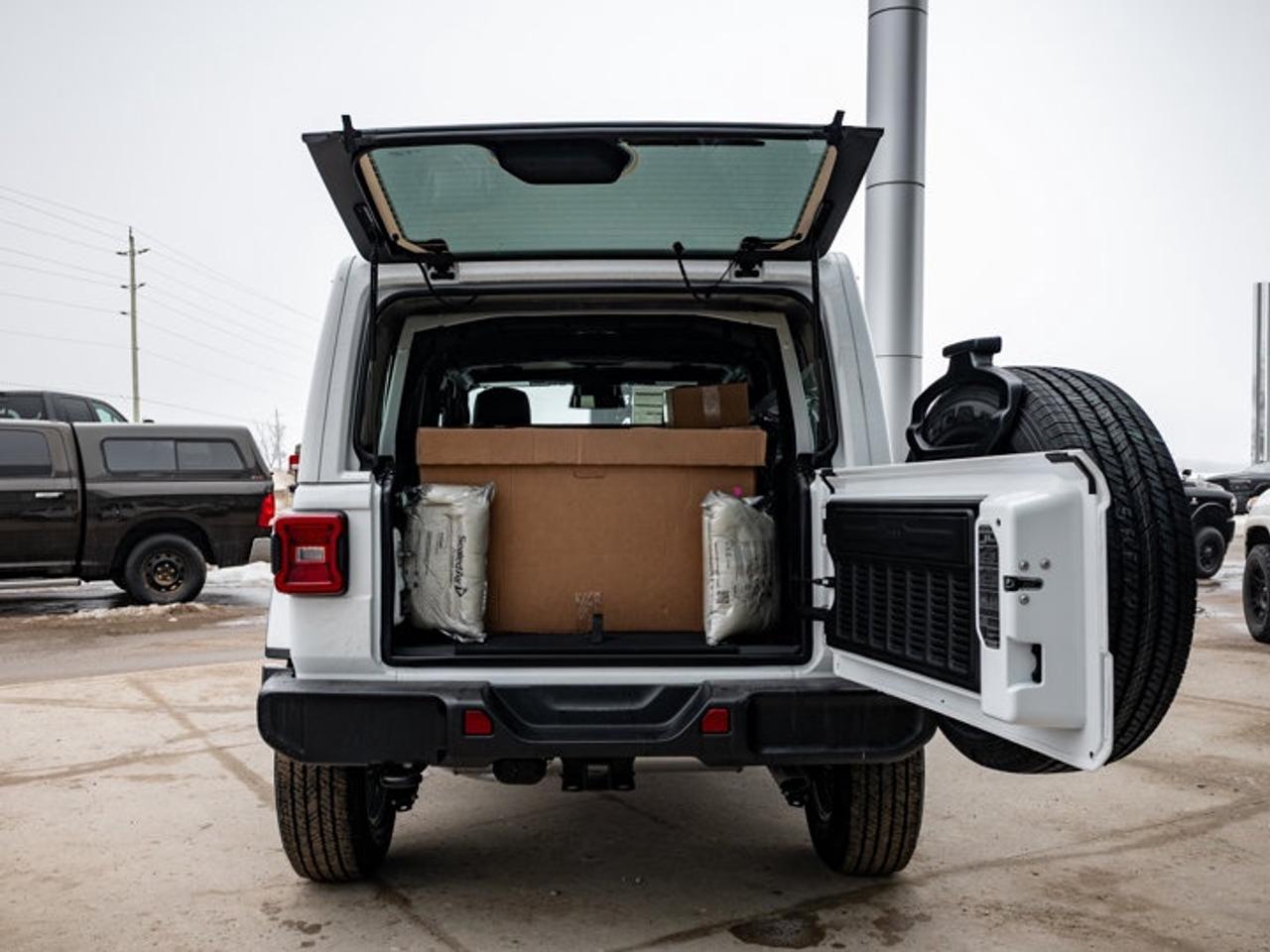 2026 Jeep Wrangler Sahara Photo