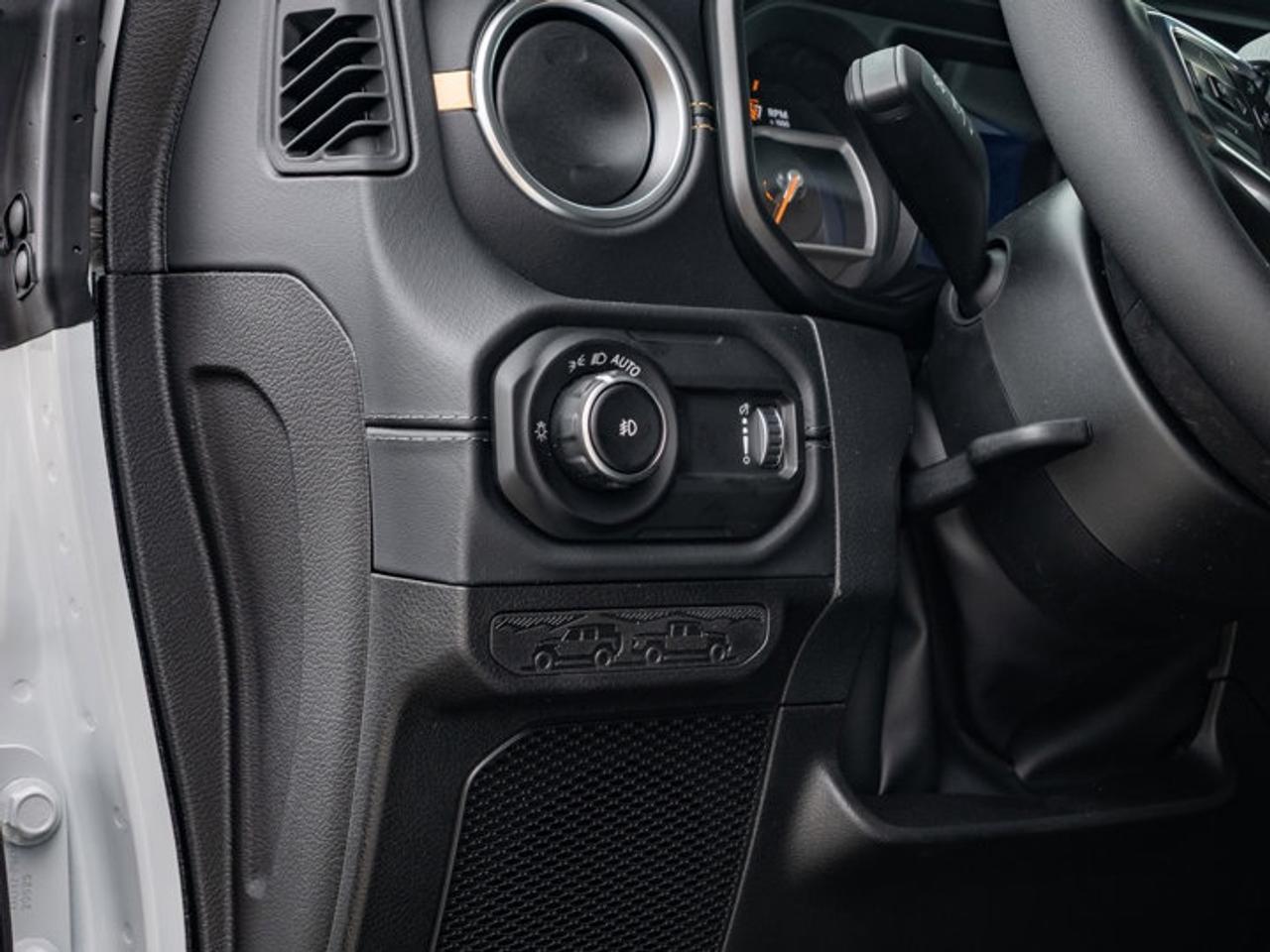 2026 Jeep Wrangler Sahara Photo