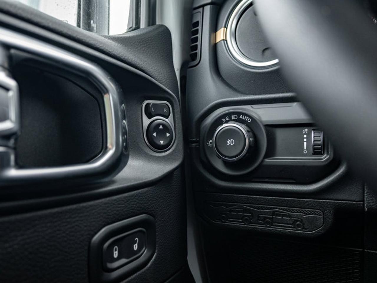 2026 Jeep Wrangler Sahara Photo