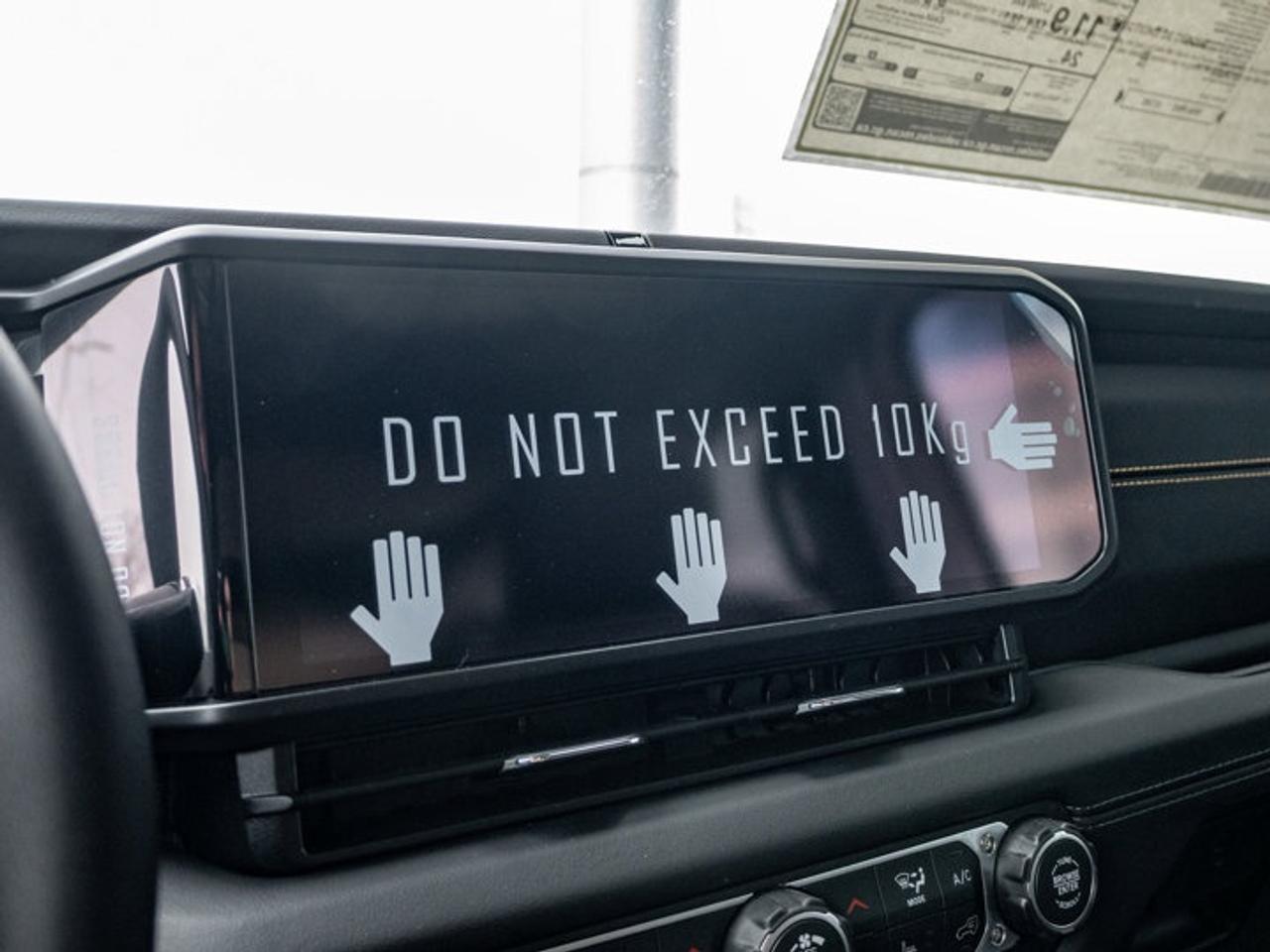 2026 Jeep Wrangler Sahara Photo