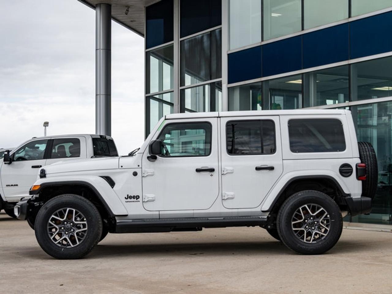 2026 Jeep Wrangler Sahara Photo