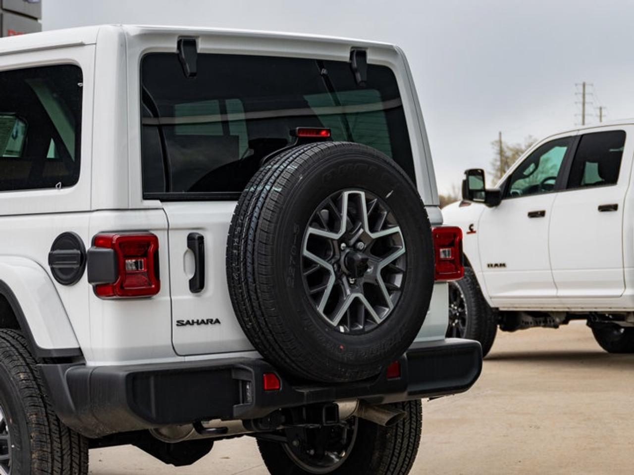2026 Jeep Wrangler Sahara Photo