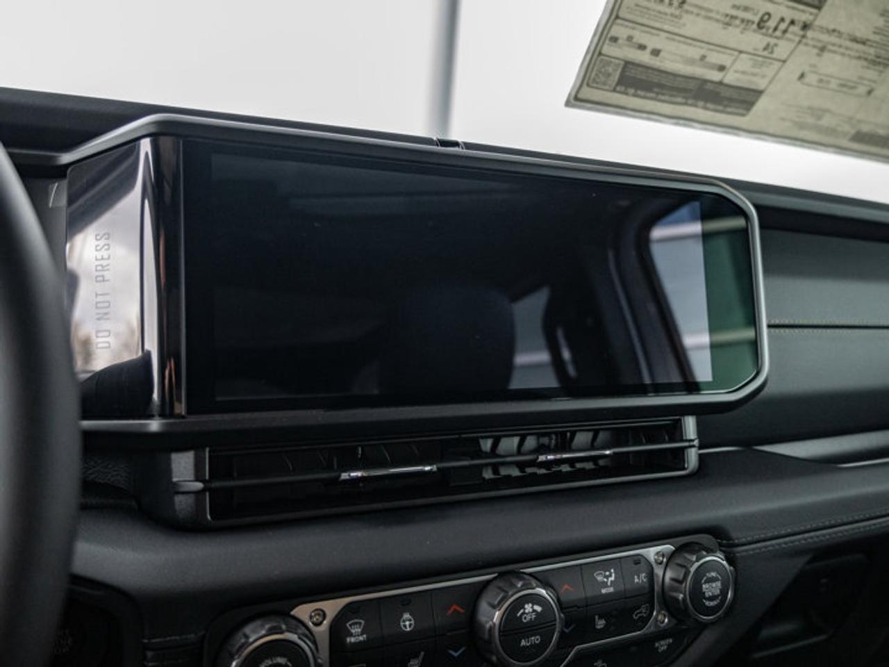 2026 Jeep Wrangler Sahara Photo