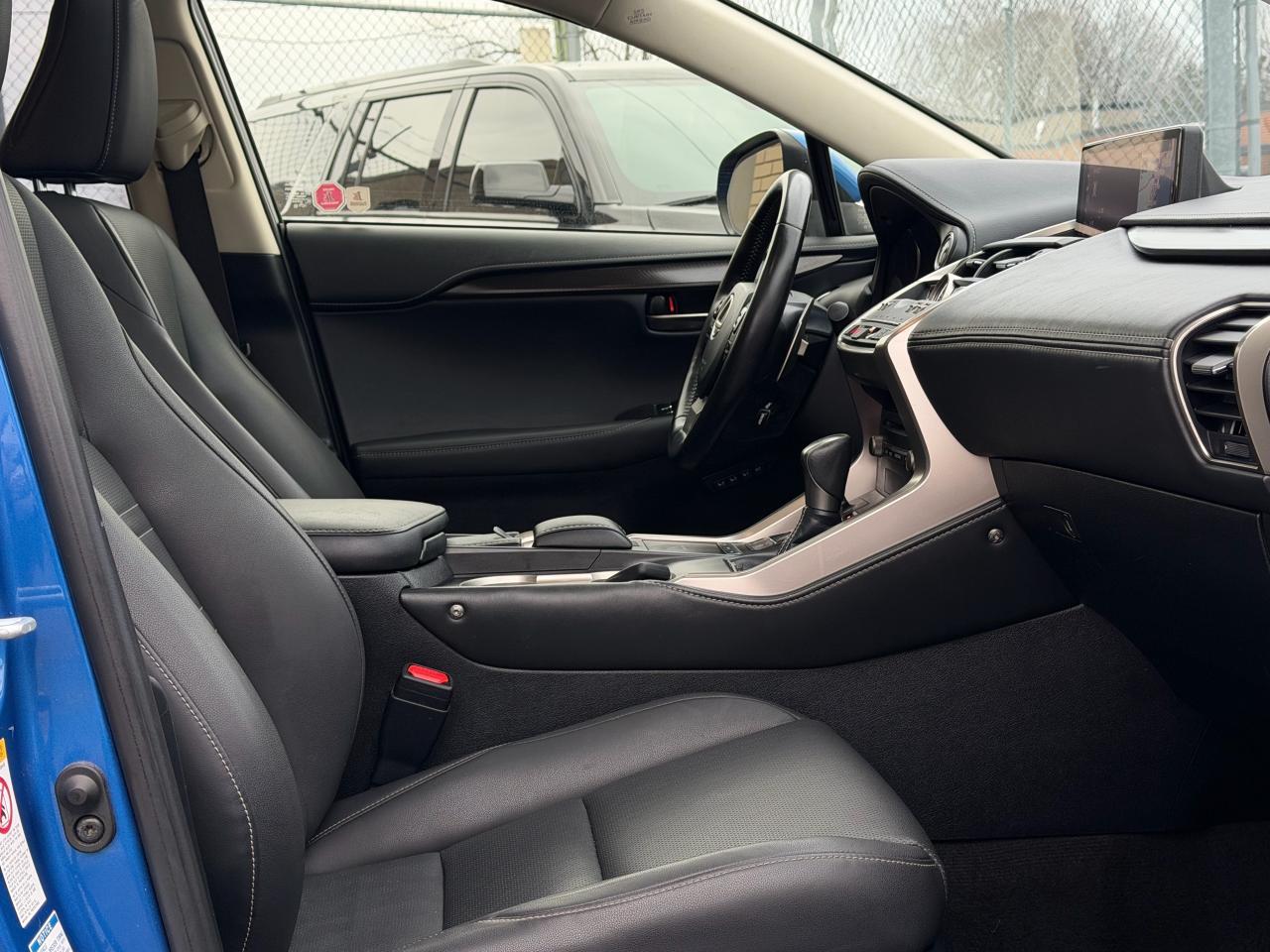 2018 Lexus NX NX 300h NAVI|BACKUP|SUNROOF - Photo #11