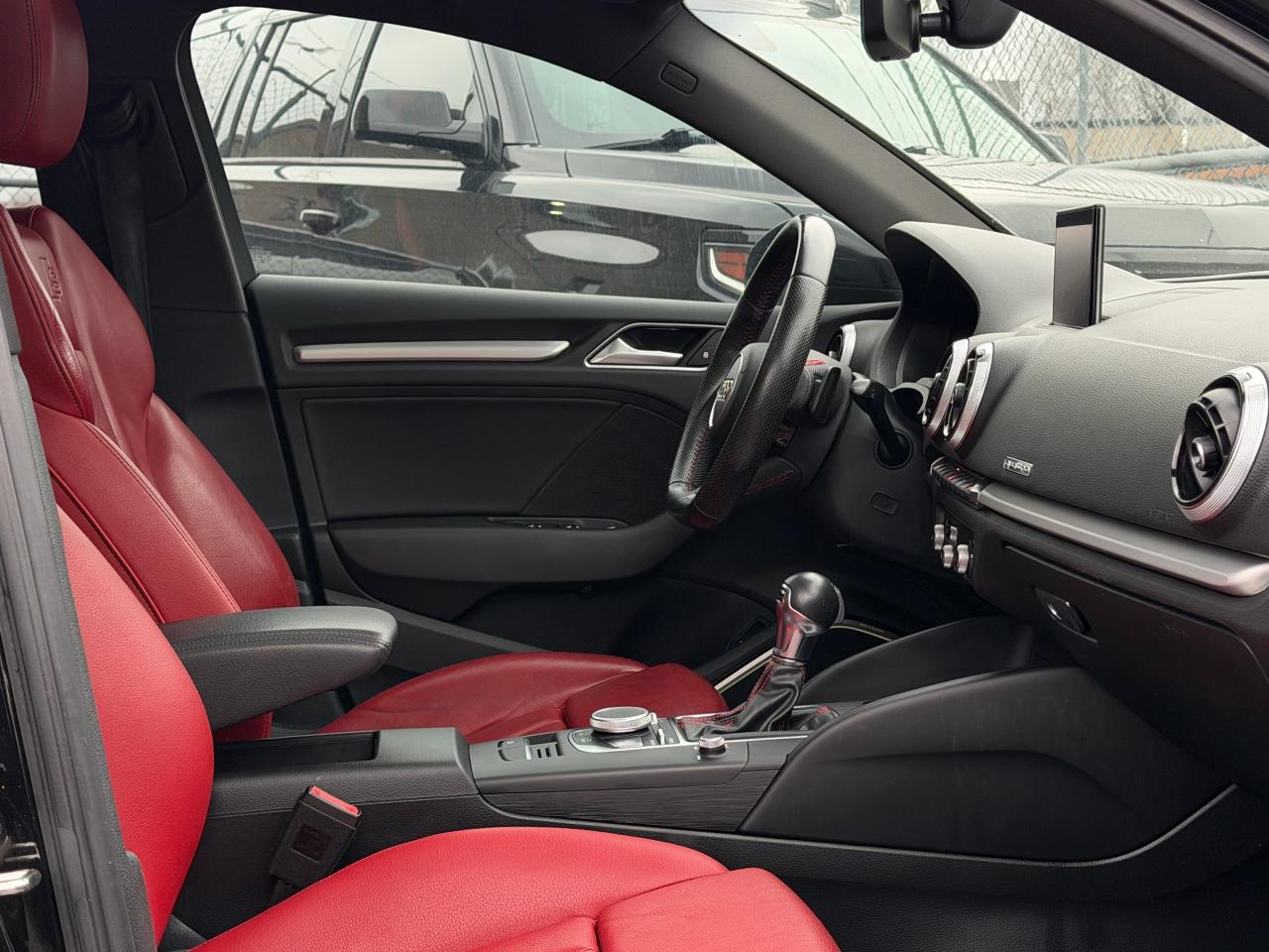 2017 Audi S3 2.0T Technik NAVI|SUNROOF}BACKUP - Photo #10