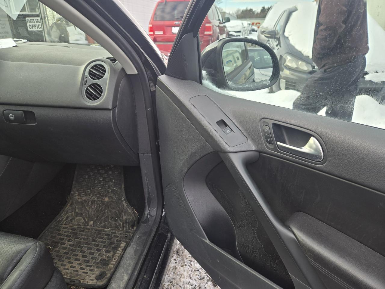 2012 Volkswagen Tiguan Trendline Photo