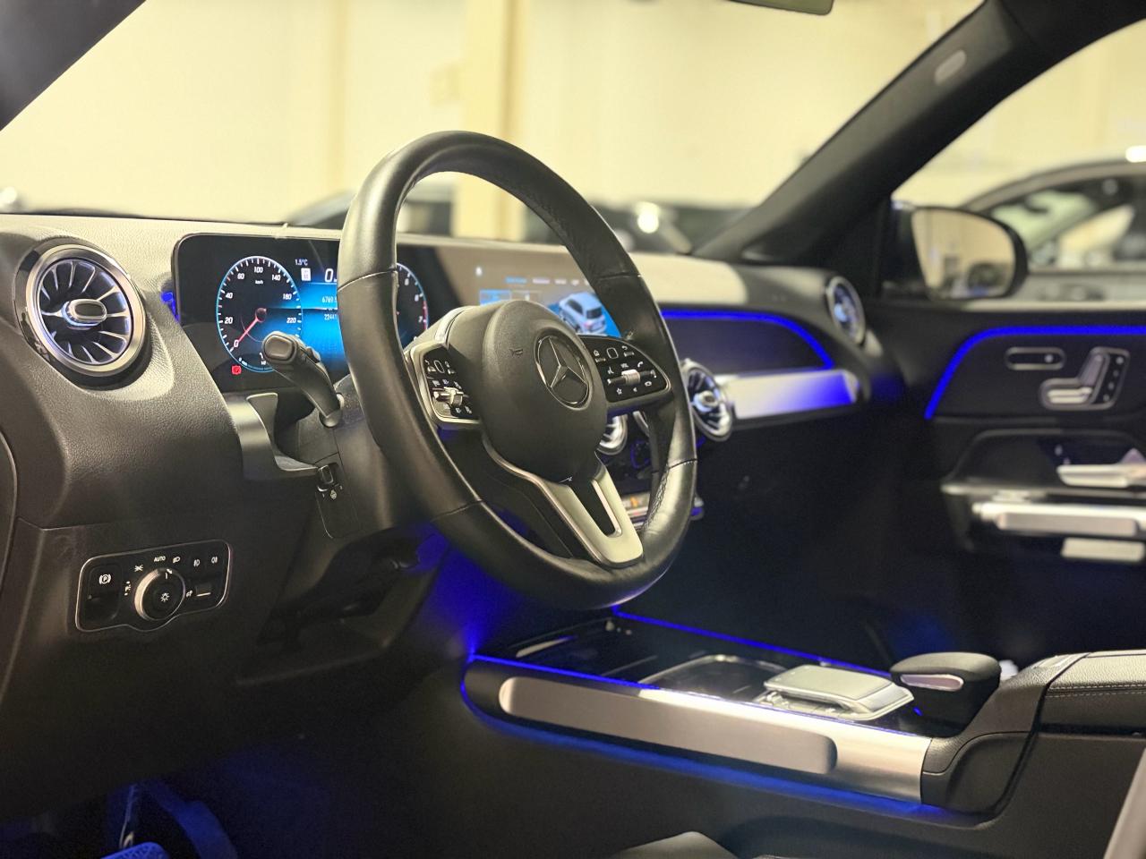 2021 Mercedes-Benz GLB GLB 250 Photo