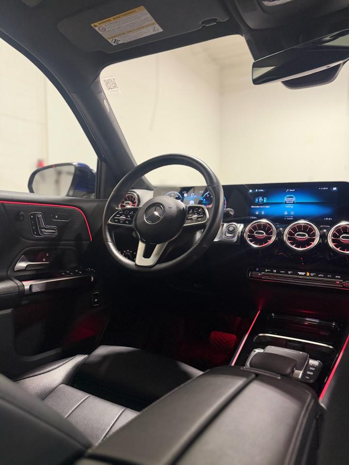 2021 Mercedes-Benz GLB GLB 250 Photo