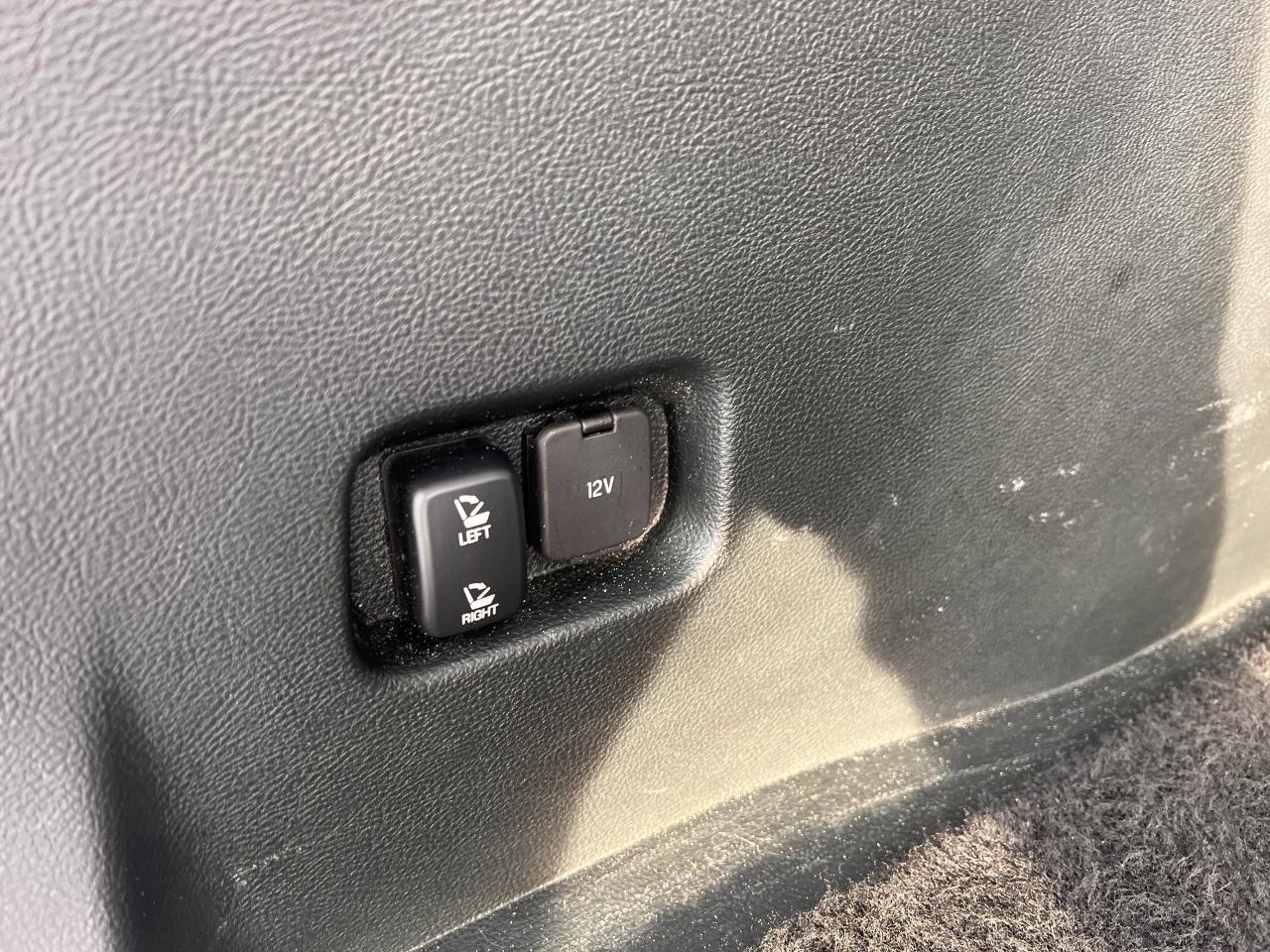 2019 Ford Edge Titanium Photo15