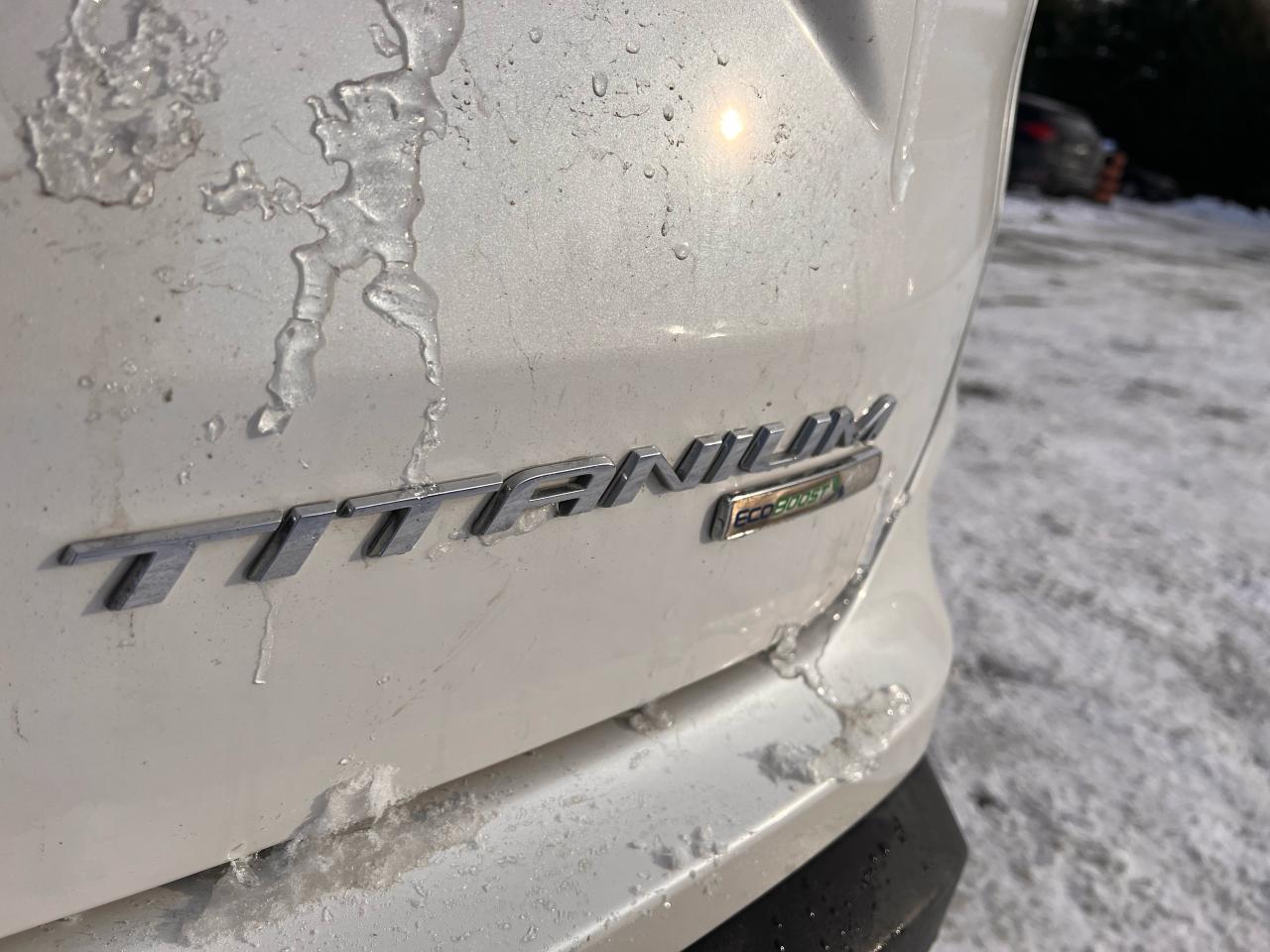 2019 Ford Edge Titanium Photo54