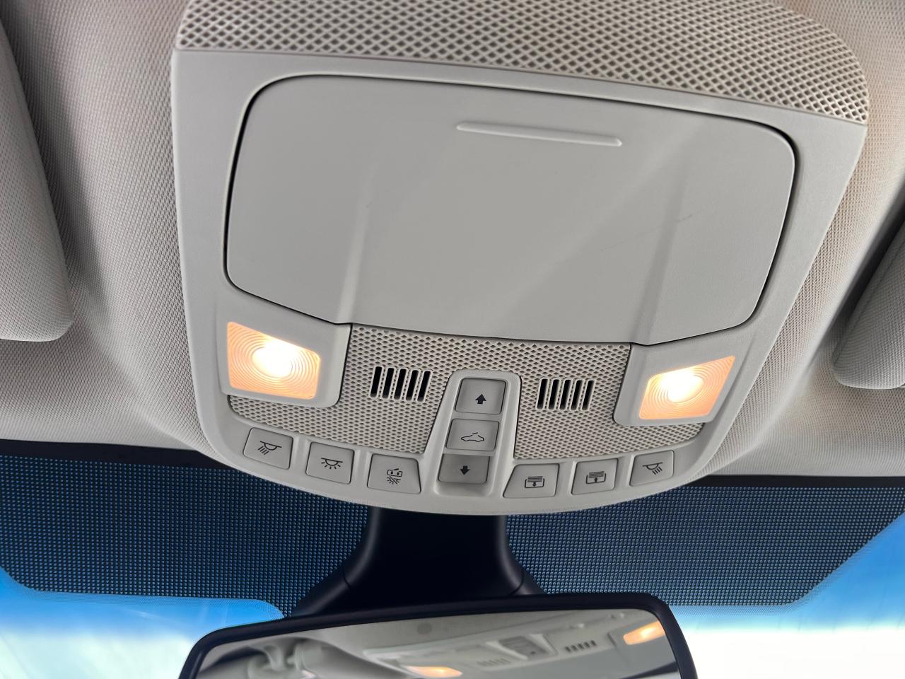 2019 Ford Edge Titanium Photo