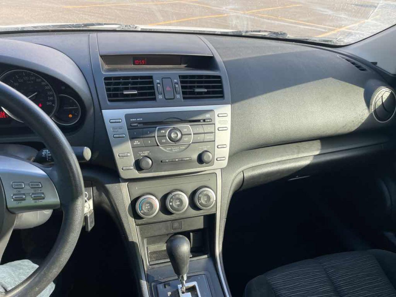 2010 Mazda MAZDA6 i Photo