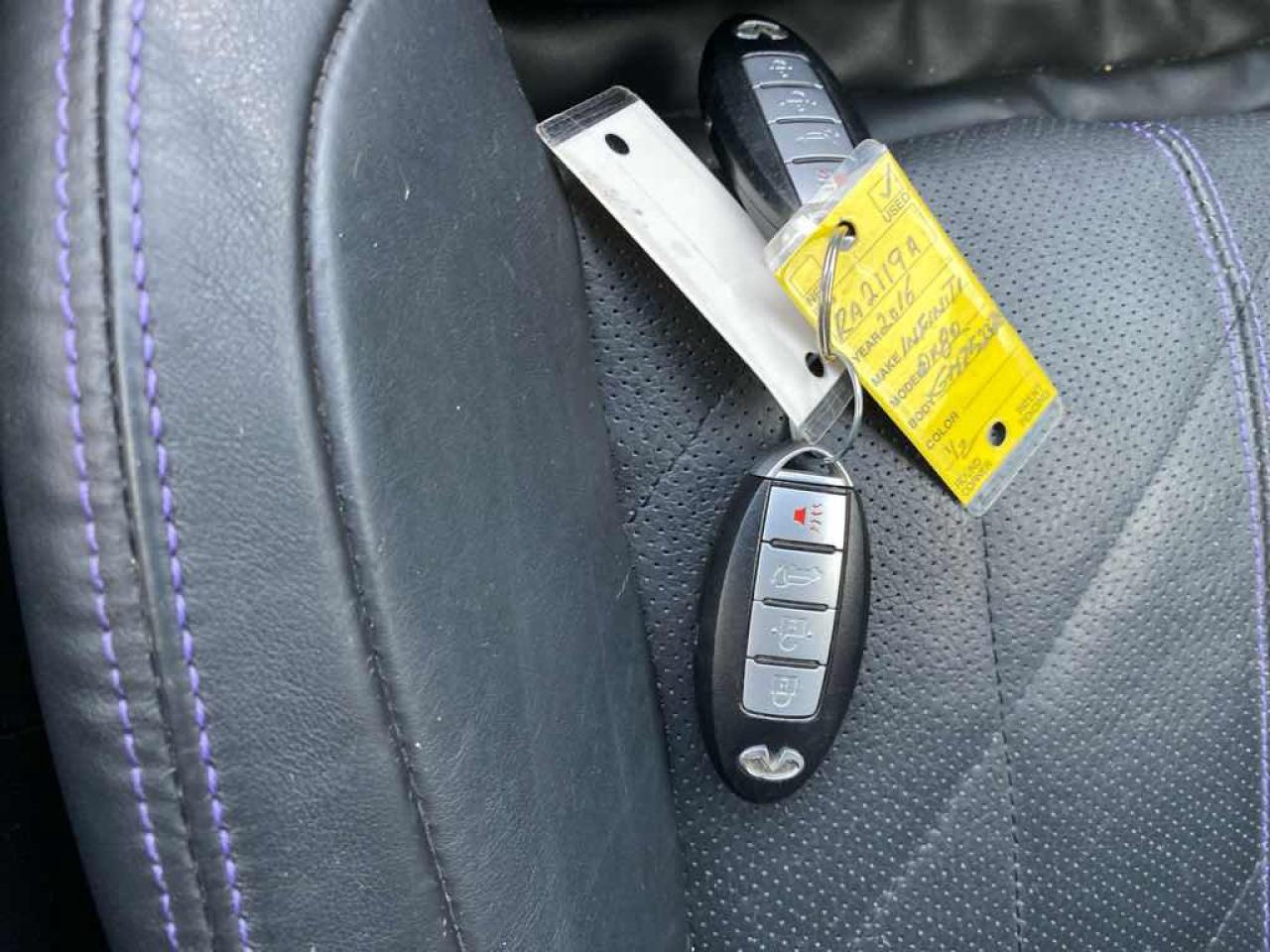 2016 Infiniti QX70  Photo