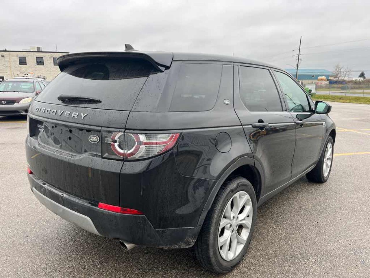 2016 Land Rover Discovery Sport HS Photo3