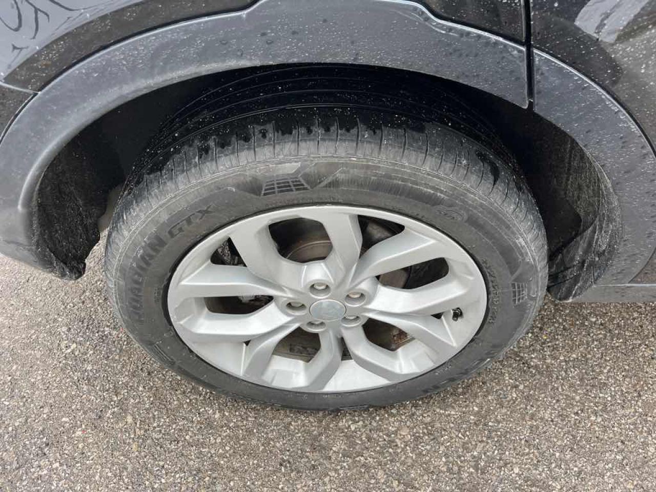 2016 Land Rover Discovery Sport HS Photo