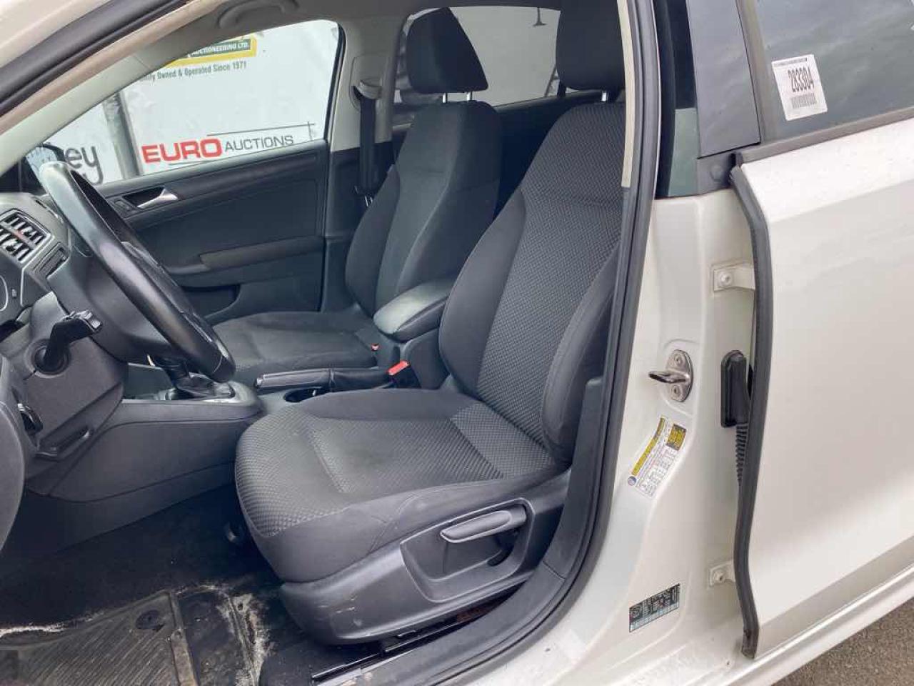 2013 Volkswagen Jetta  Photo