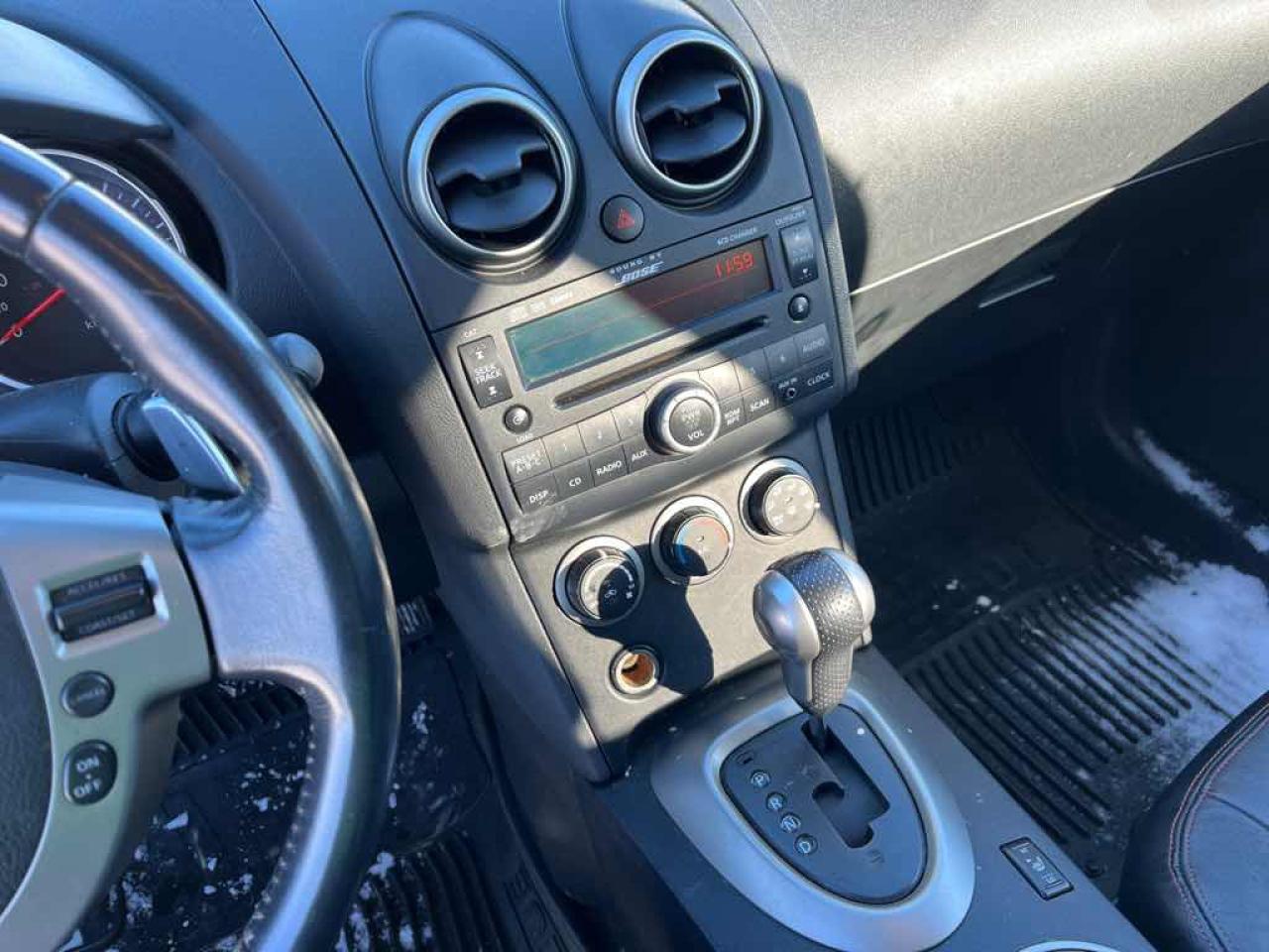 2010 Nissan Rogue  Photo