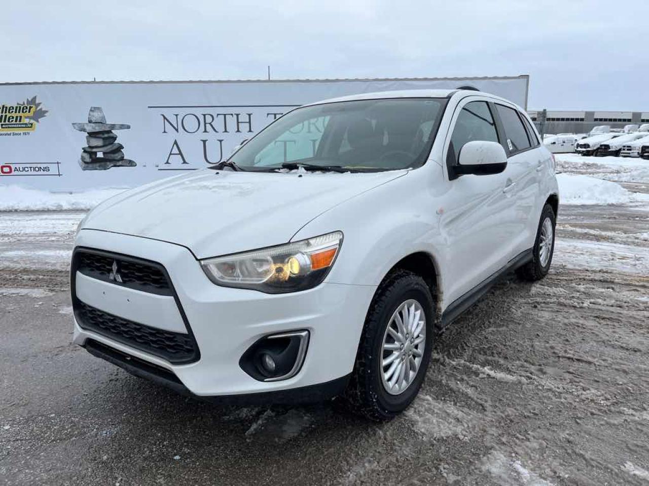 2015 Mitsubishi RVR SE Photo0