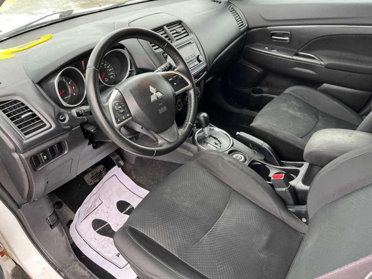 2015 Mitsubishi RVR SE Photo