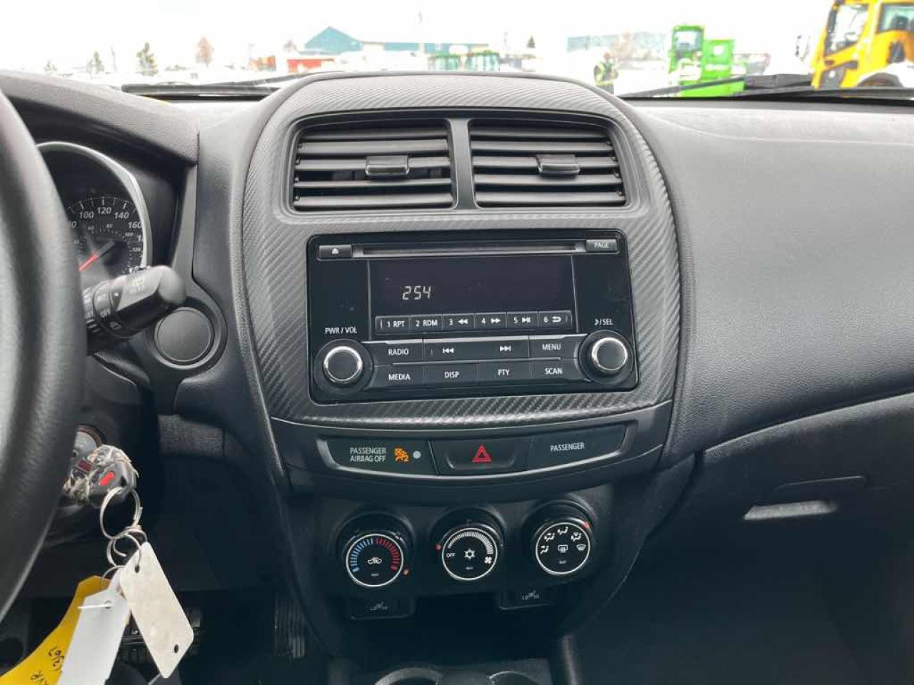 2015 Mitsubishi RVR SE Photo