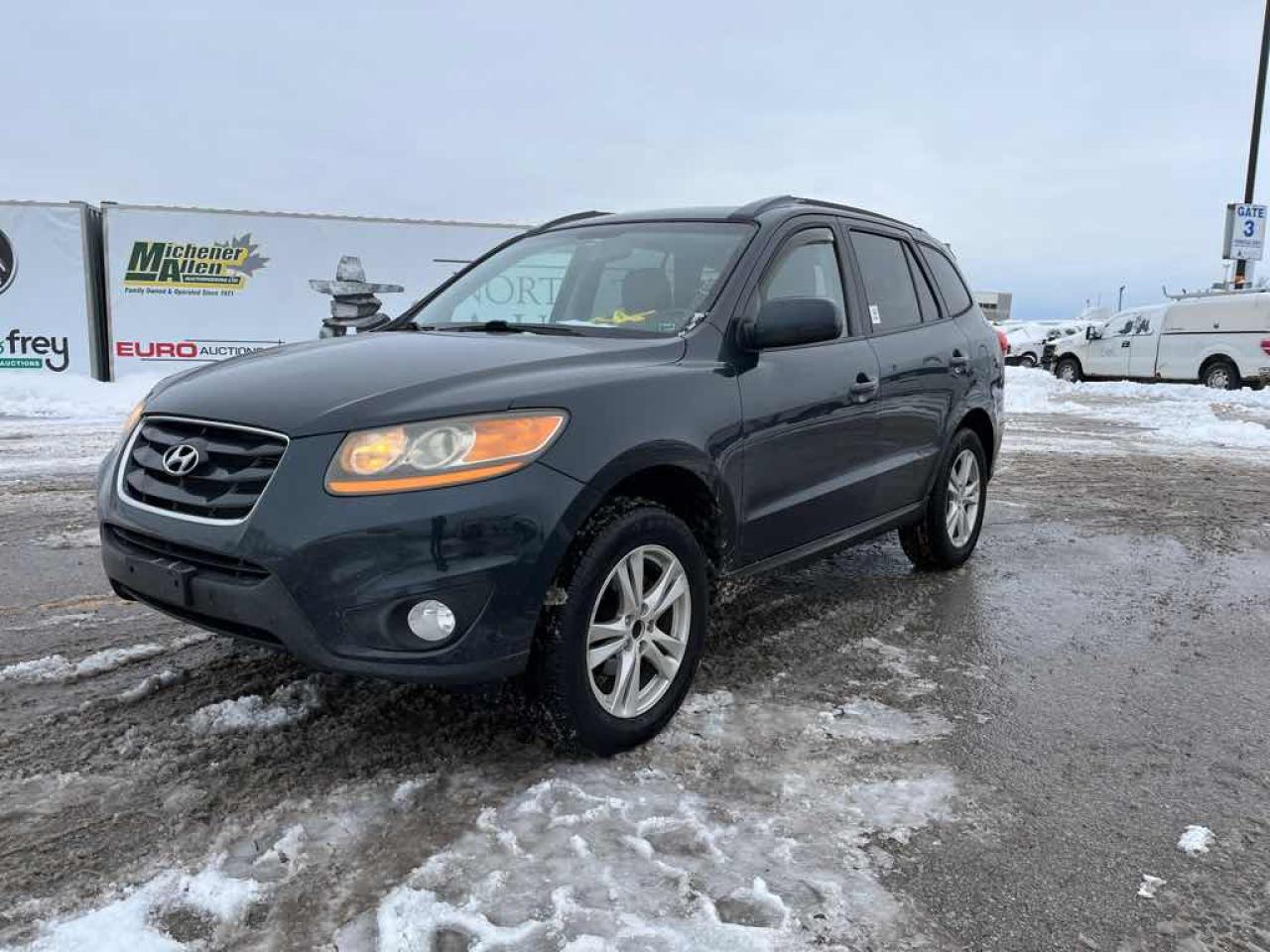2011 Hyundai Santa Fe GLS Photo
