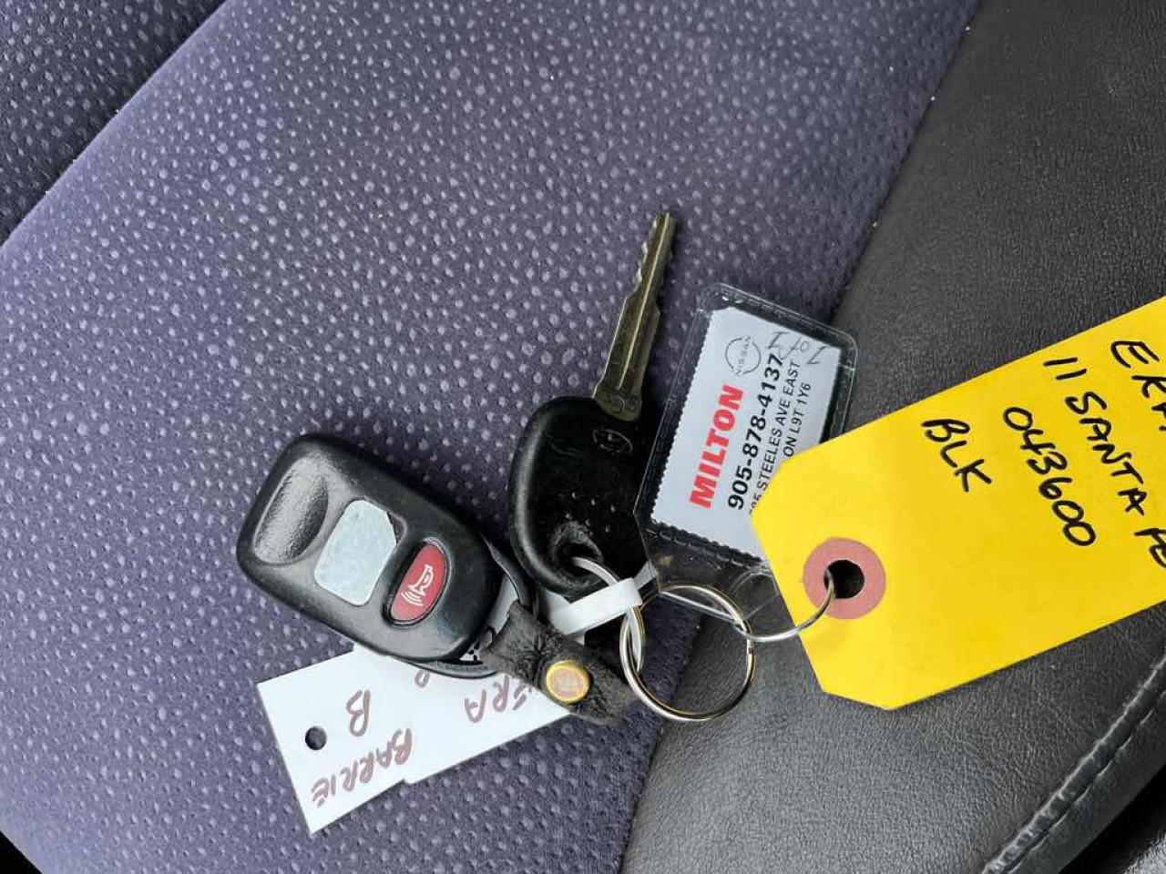 2011 Hyundai Santa Fe GLS Photo