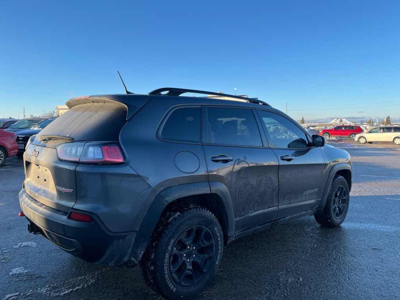 2022 Jeep Cherokee Trailhawk Photo3