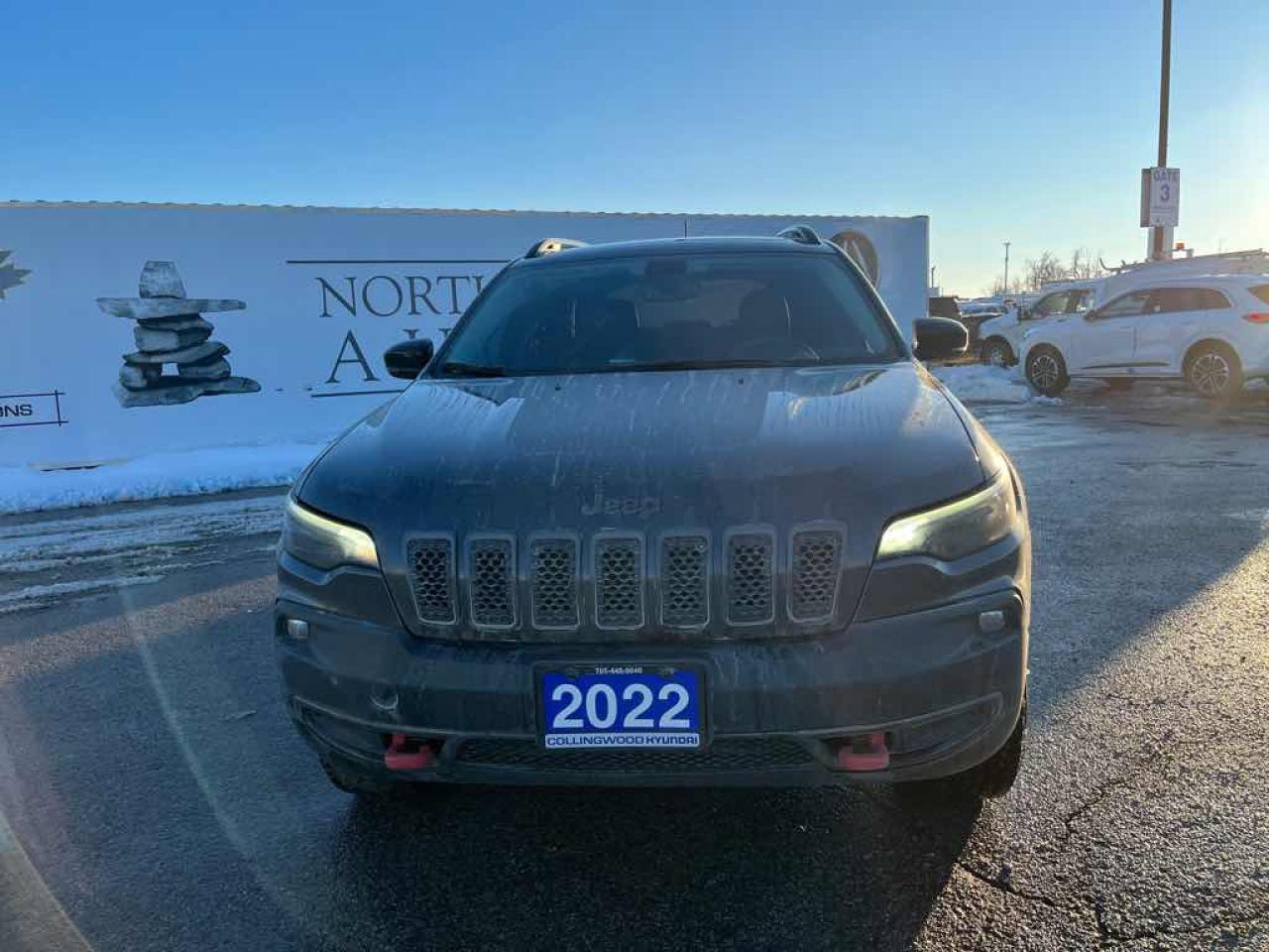 2022 Jeep Cherokee Trailhawk Photo