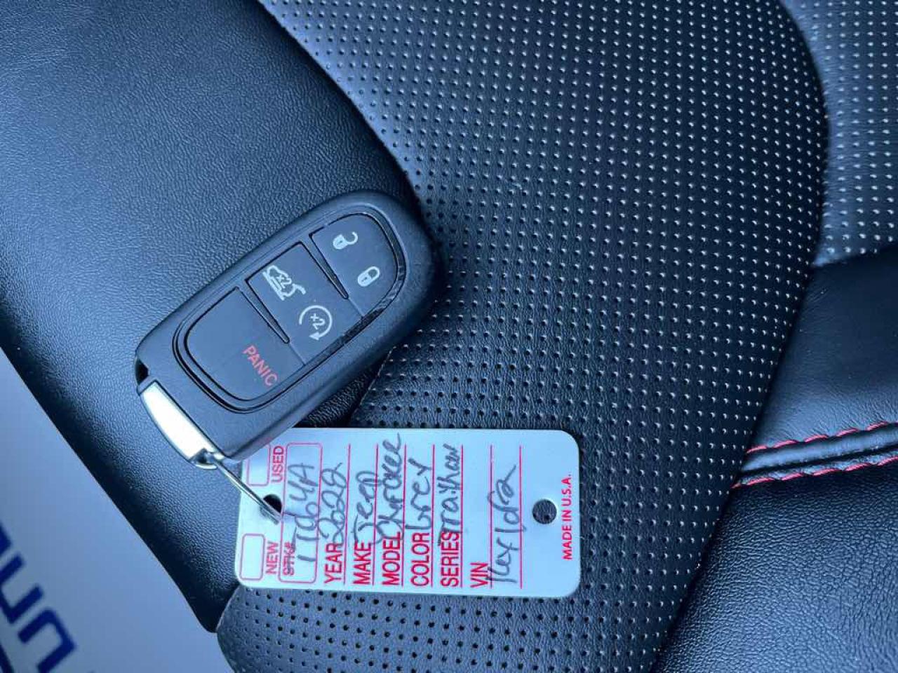 2022 Jeep Cherokee Trailhawk Photo