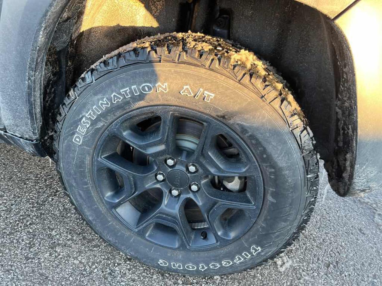 2022 Jeep Cherokee Trailhawk Photo