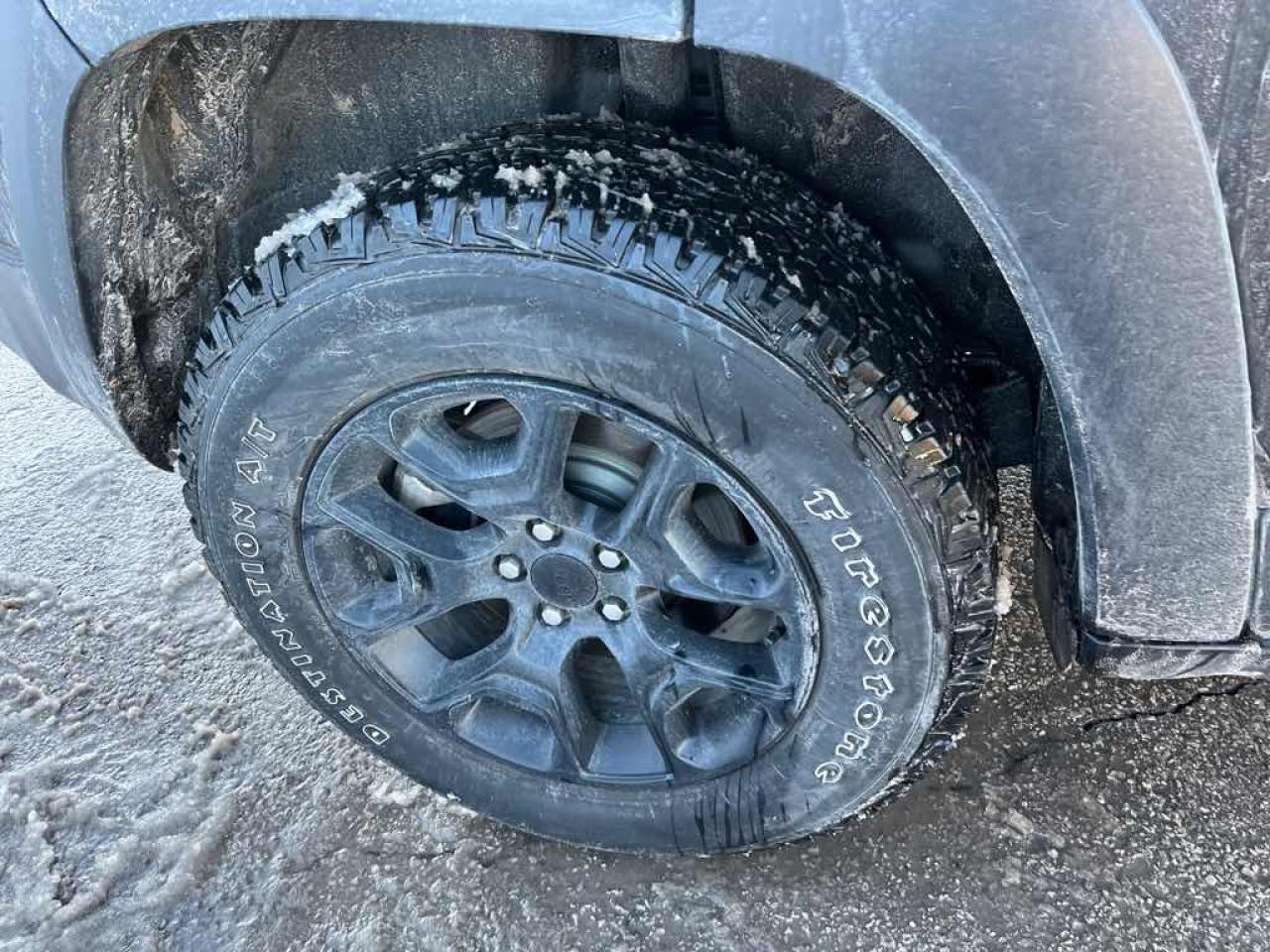 2022 Jeep Cherokee Trailhawk Photo