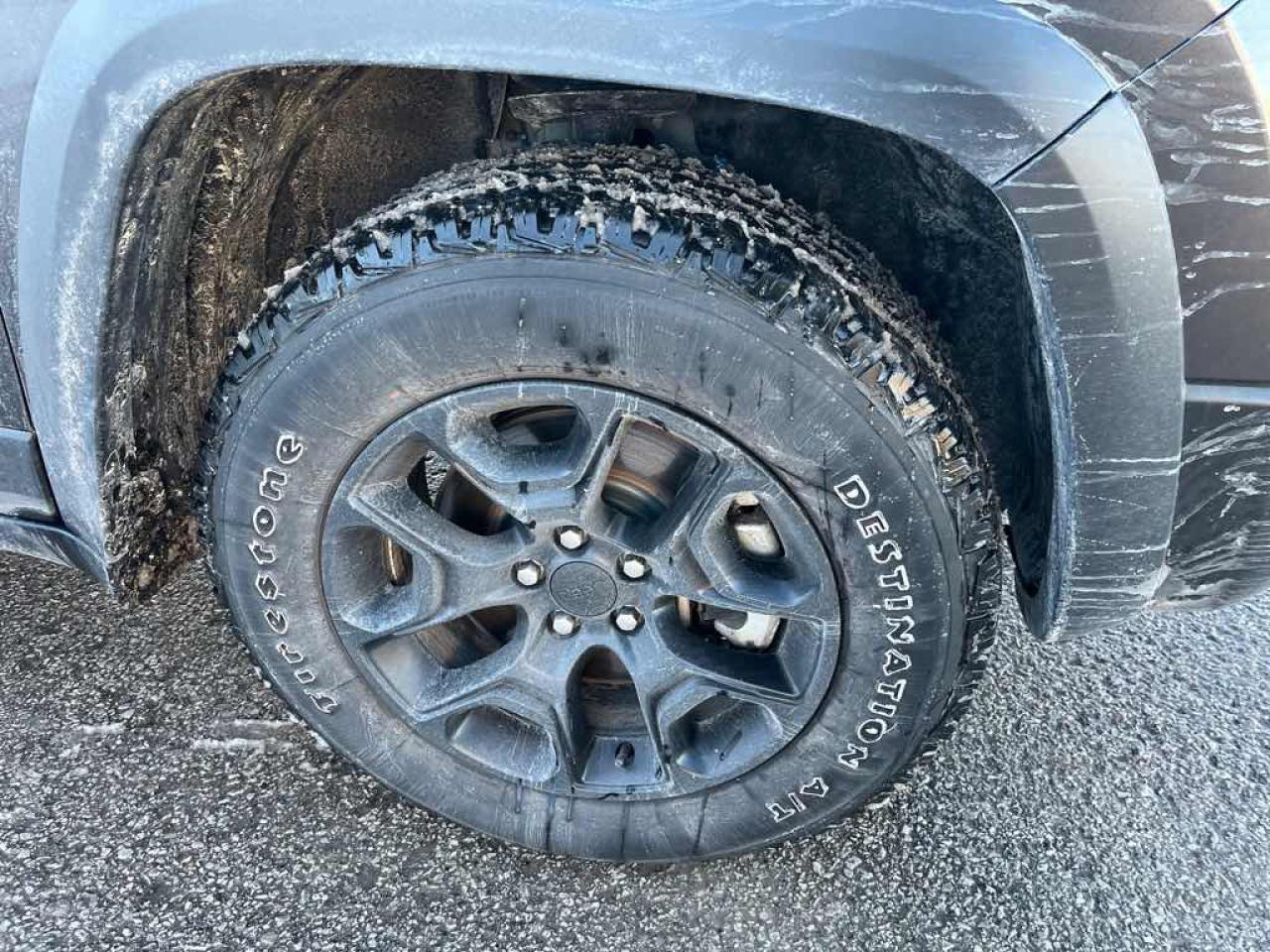 2022 Jeep Cherokee Trailhawk Photo