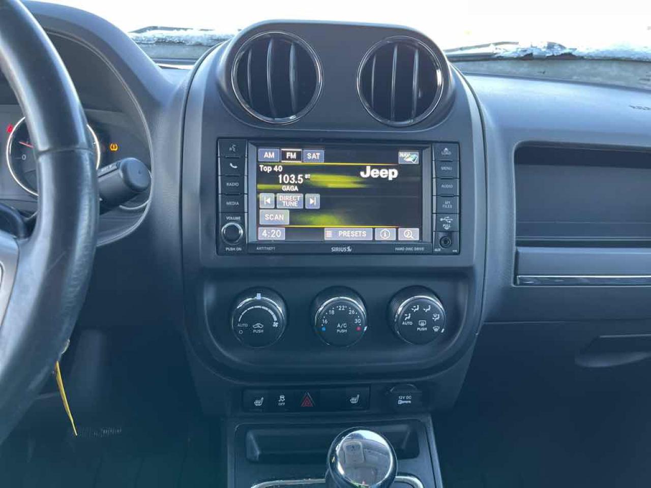 2013 Jeep Compass LIMITED Photo