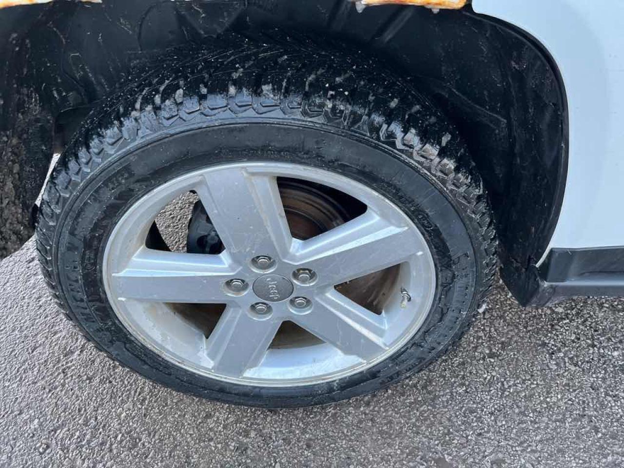 2013 Jeep Compass LIMITED Photo