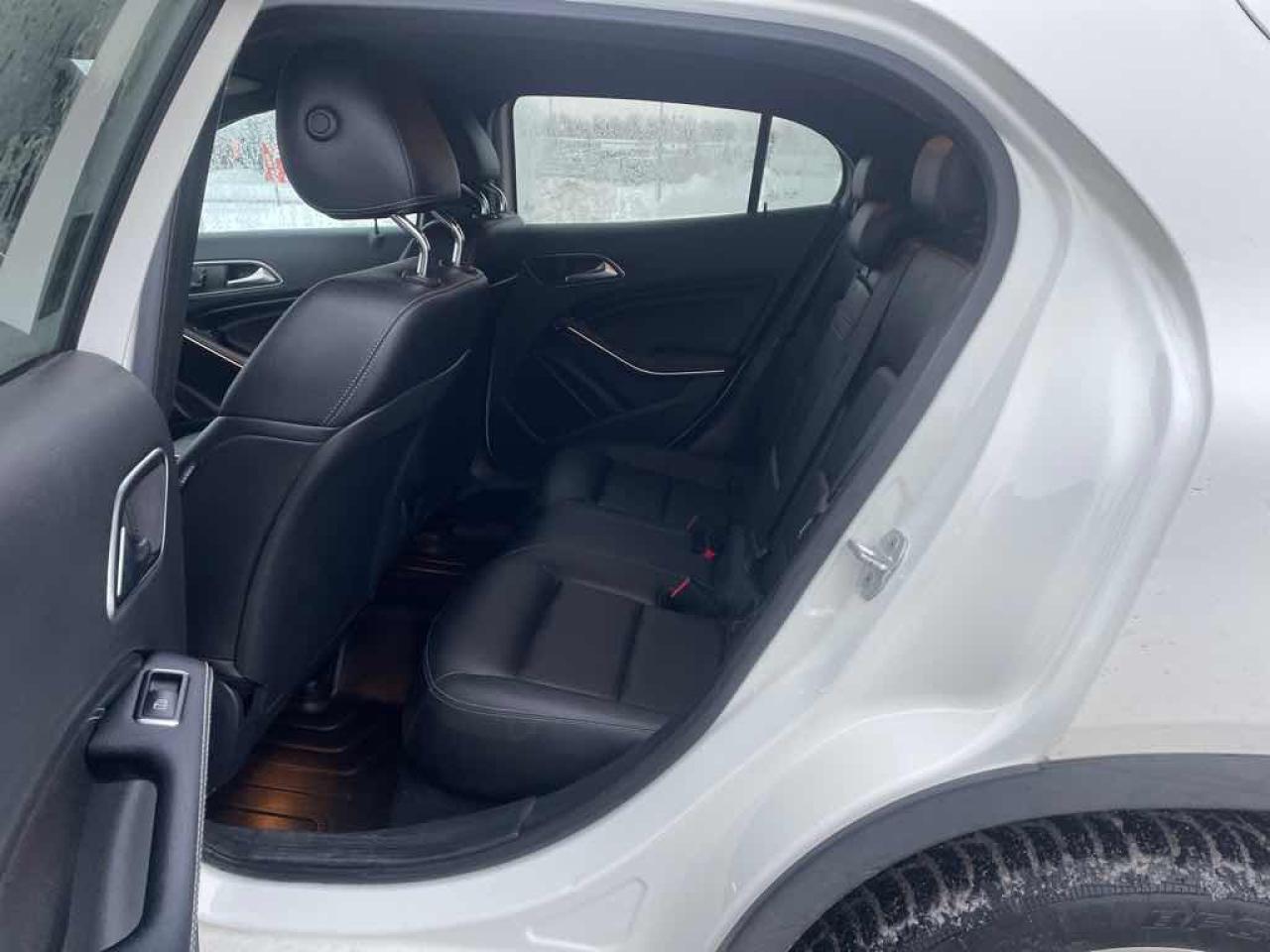 2016 Mercedes-Benz GLA 250 4MATIC Photo