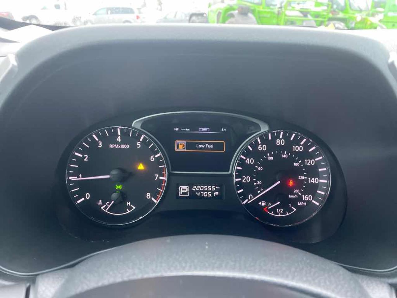 2013 Nissan Pathfinder  Photo