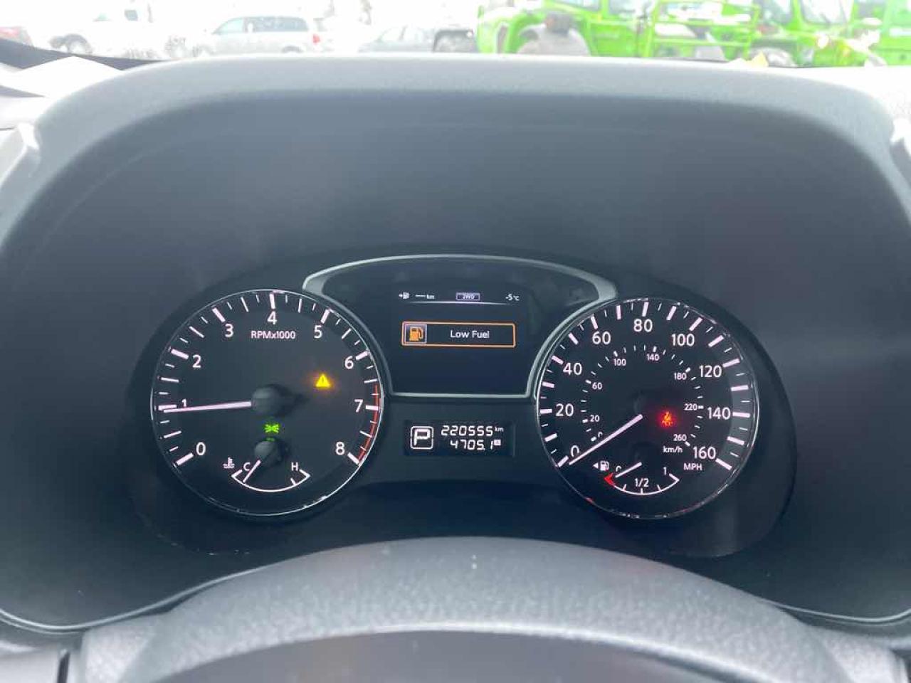 2013 Nissan Pathfinder  Photo