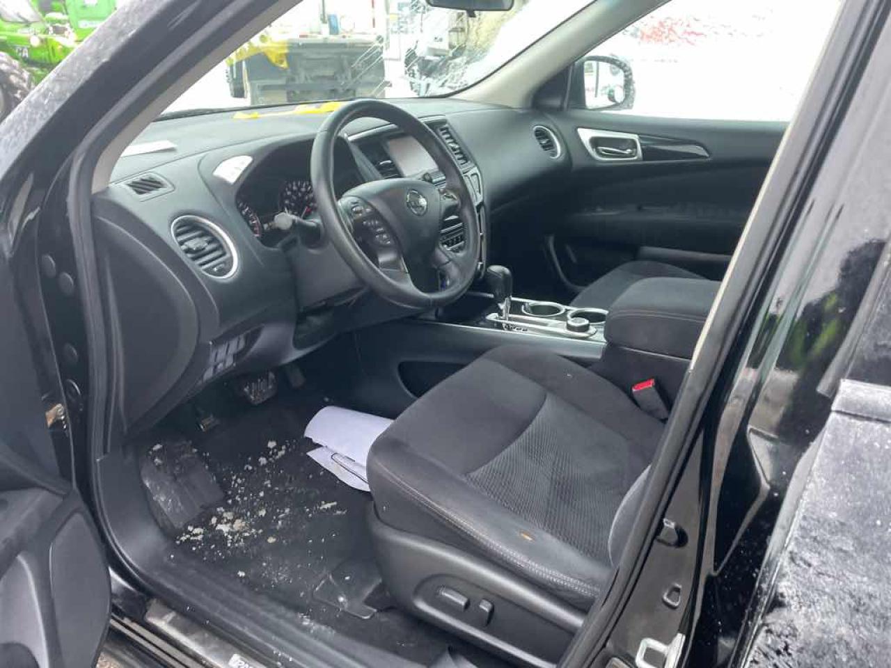 2013 Nissan Pathfinder  Photo