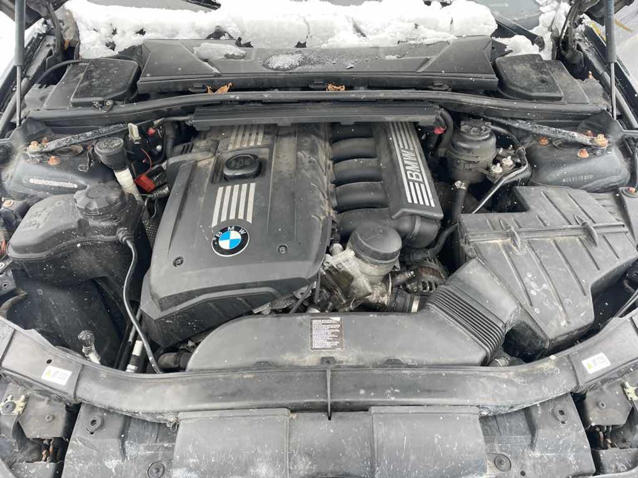 2011 BMW 3 Series 328 XI Photo