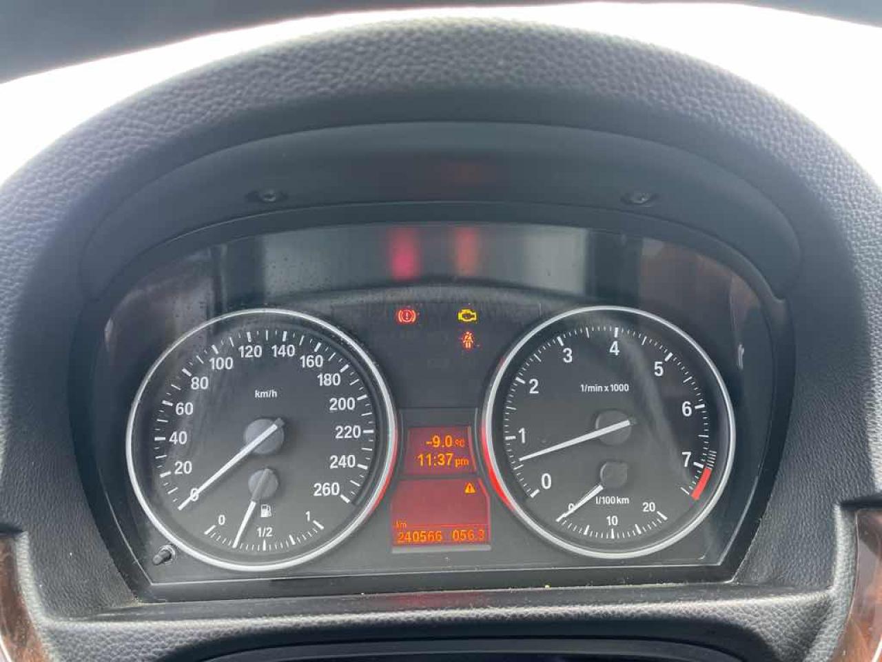 2011 BMW 3 Series 328 XI Photo