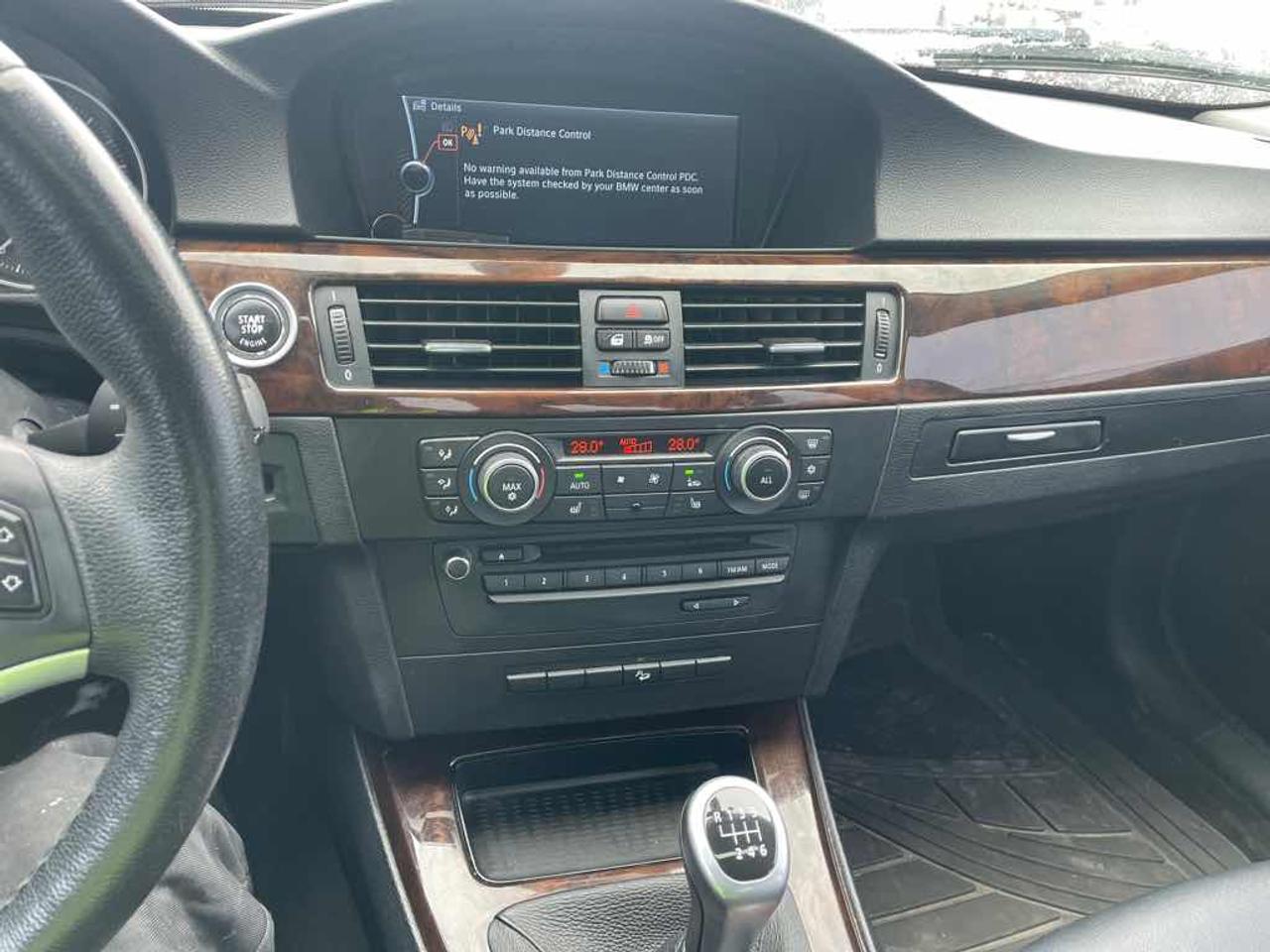 2011 BMW 3 Series 328 XI Photo