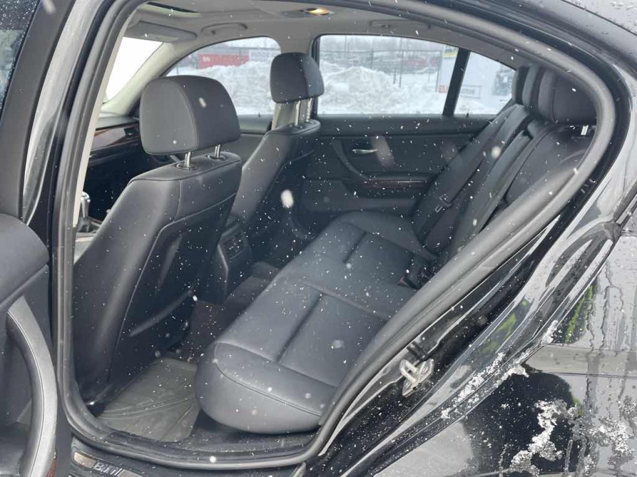 2011 BMW 3 Series 328 XI Photo