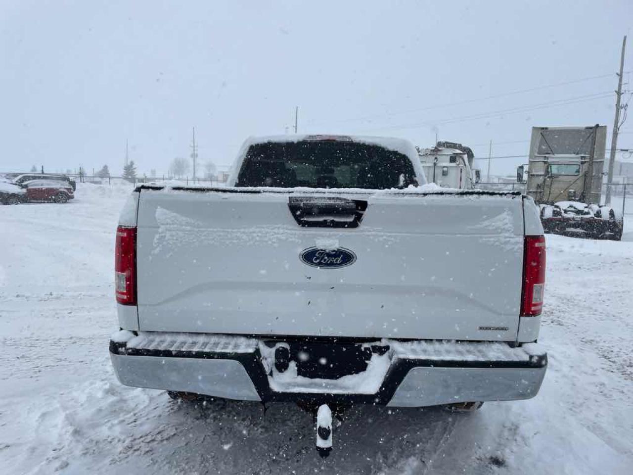 2015 Ford F-150 SUPERCREW Photo4