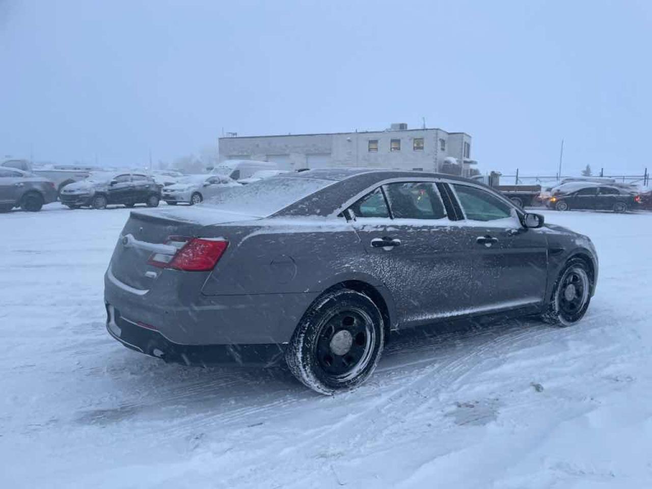 2017 Ford Taurus Police Inte Photo3